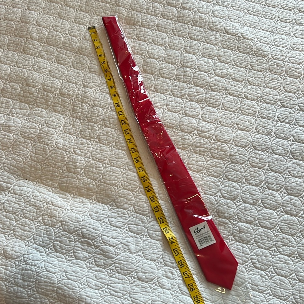 “The Red Rocket” Shinesty red tie still in package❣️😉